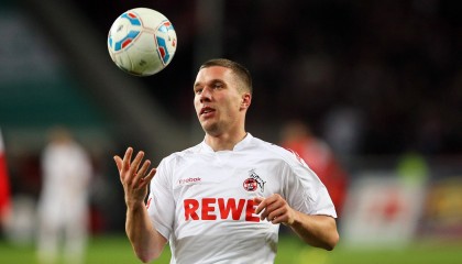 开云APP-皇家社会锁定前三，连续佳绩令人振奋，皇家社会强不强