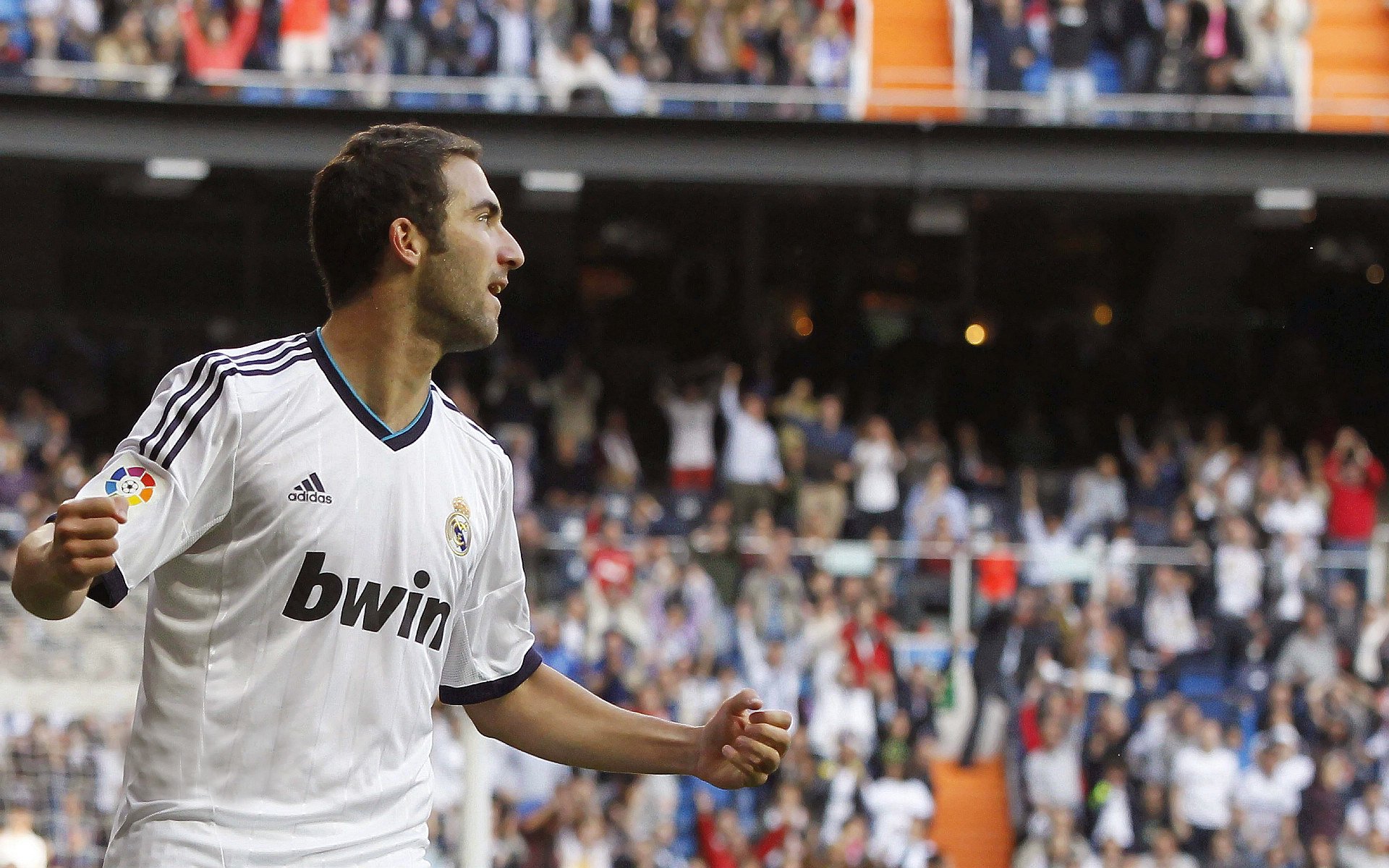 “法甲战役进入高潮,豪门逐鹿中原”,法甲激烈