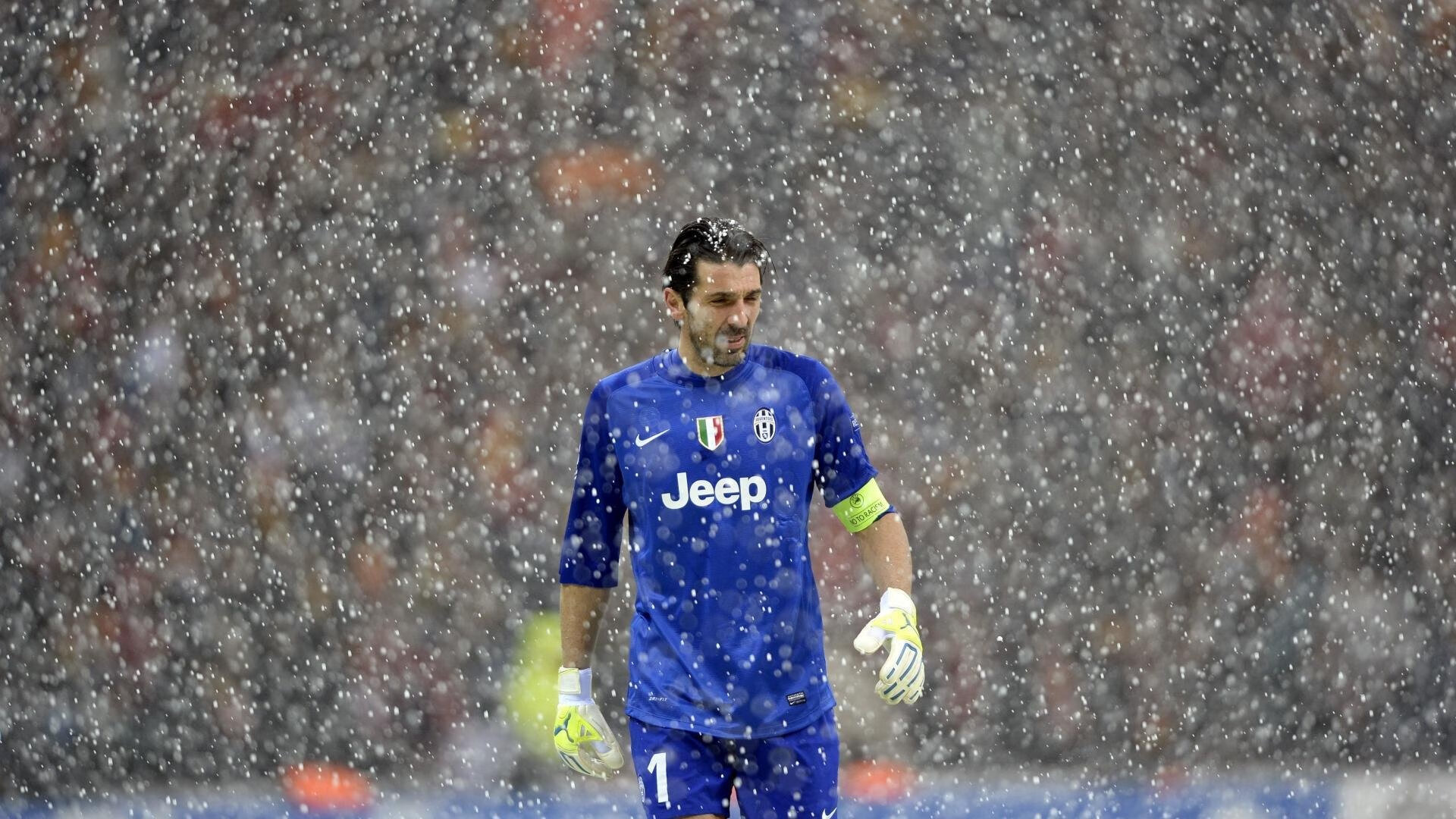 【犯规实例】著名犯规案例深度剖析，判罚背后隐藏的战术思考，犯规种类有哪些